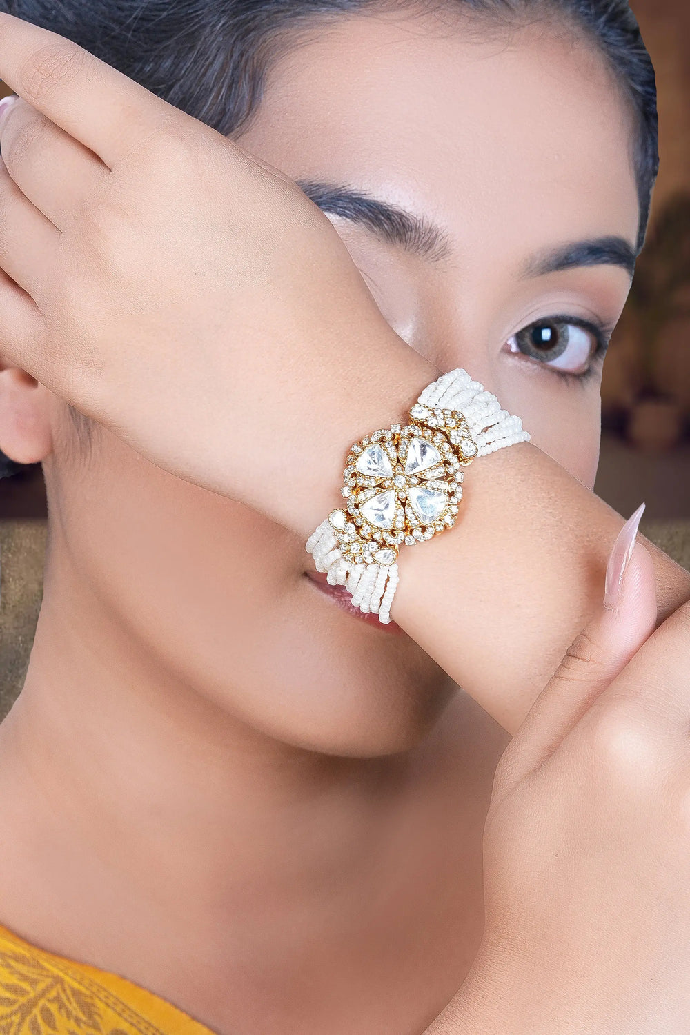 Elegant Indian polki bracelet for women with ethnic detailing
