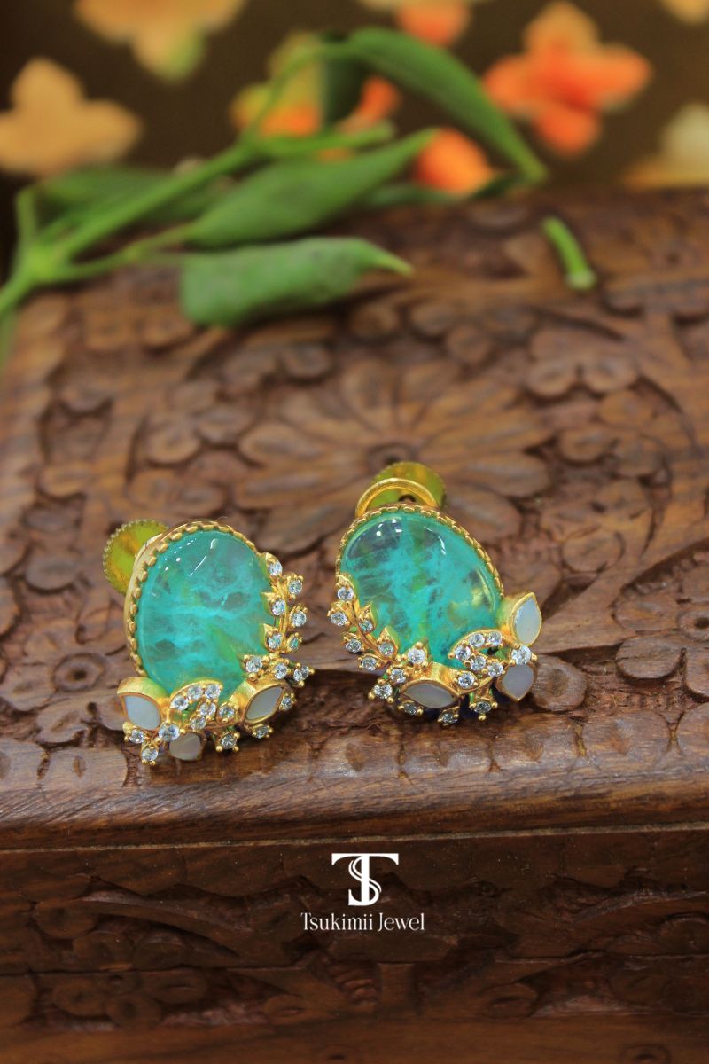 Aarunya Jadau Earrings