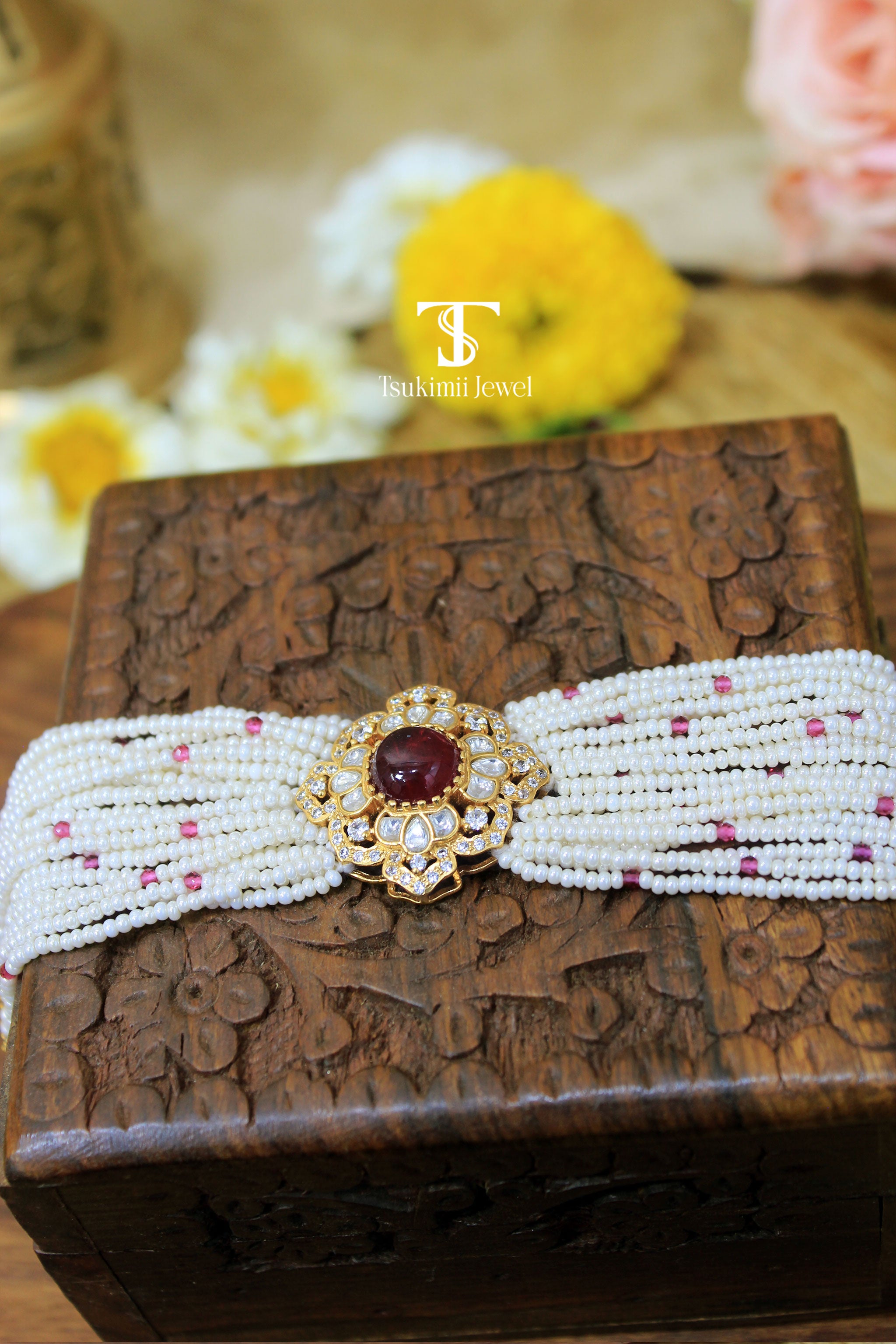 Anaya Kundan Bracelet