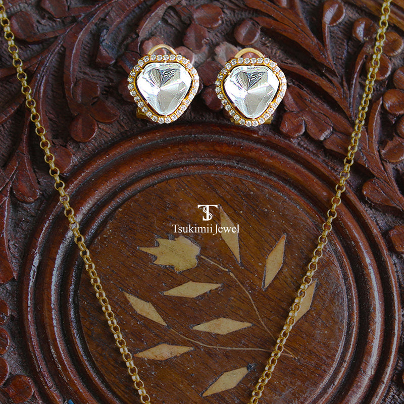 Noorika Locket set alternate view