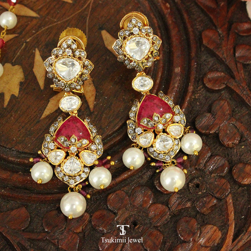 Gulnaaz Locket Set alternate view