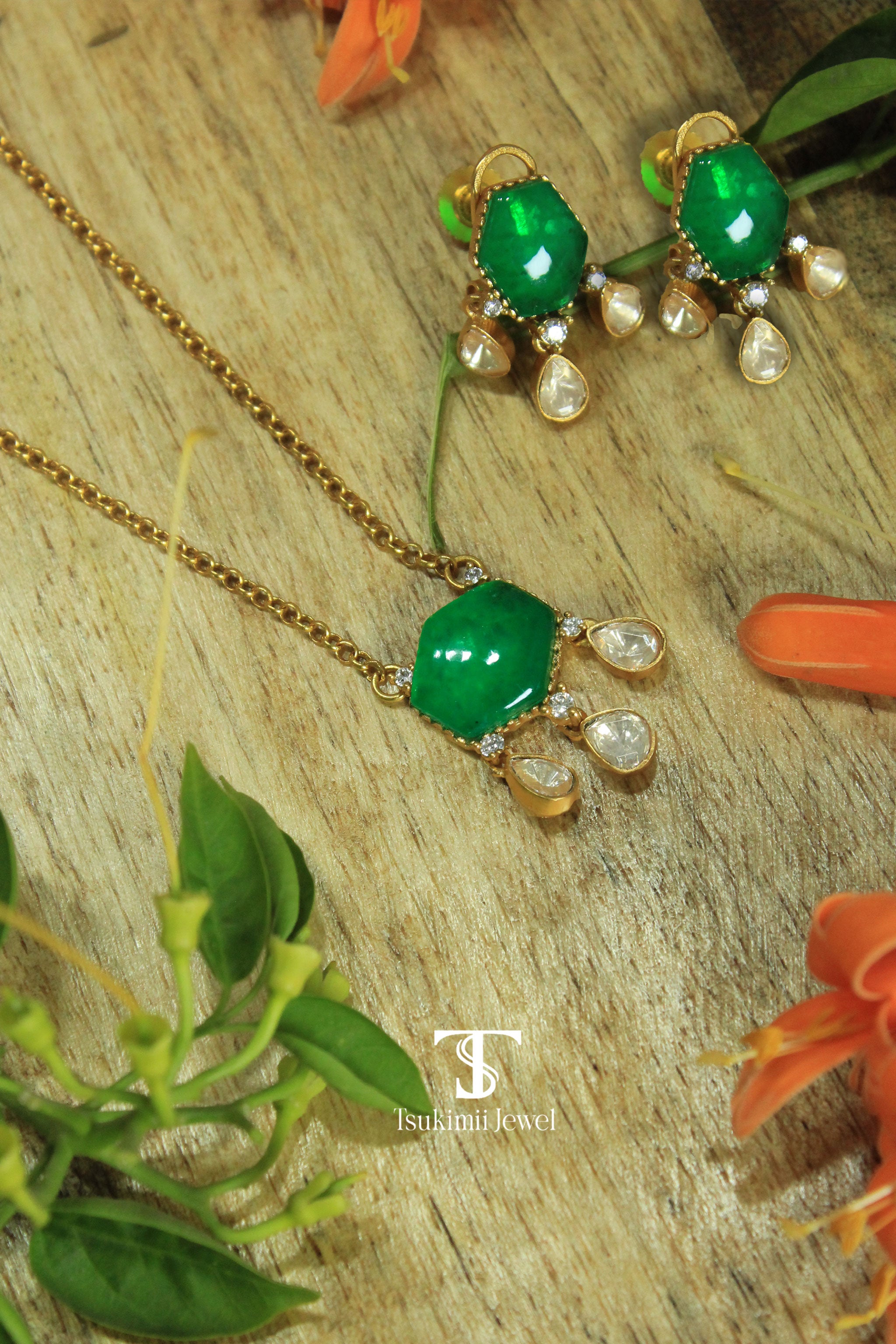 Mayra Mossanite Polki Locket Set