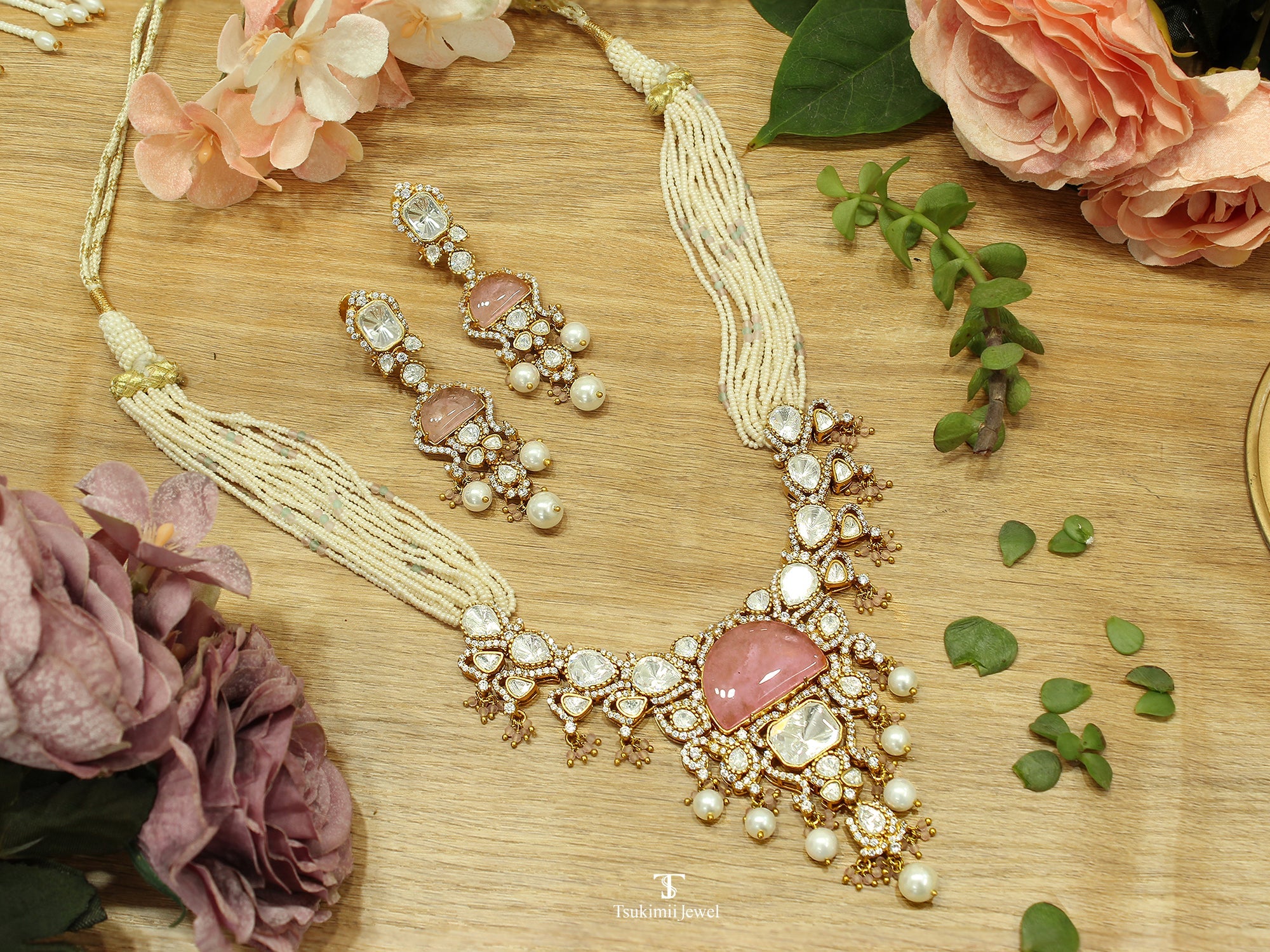 Ruhani Necklace Set