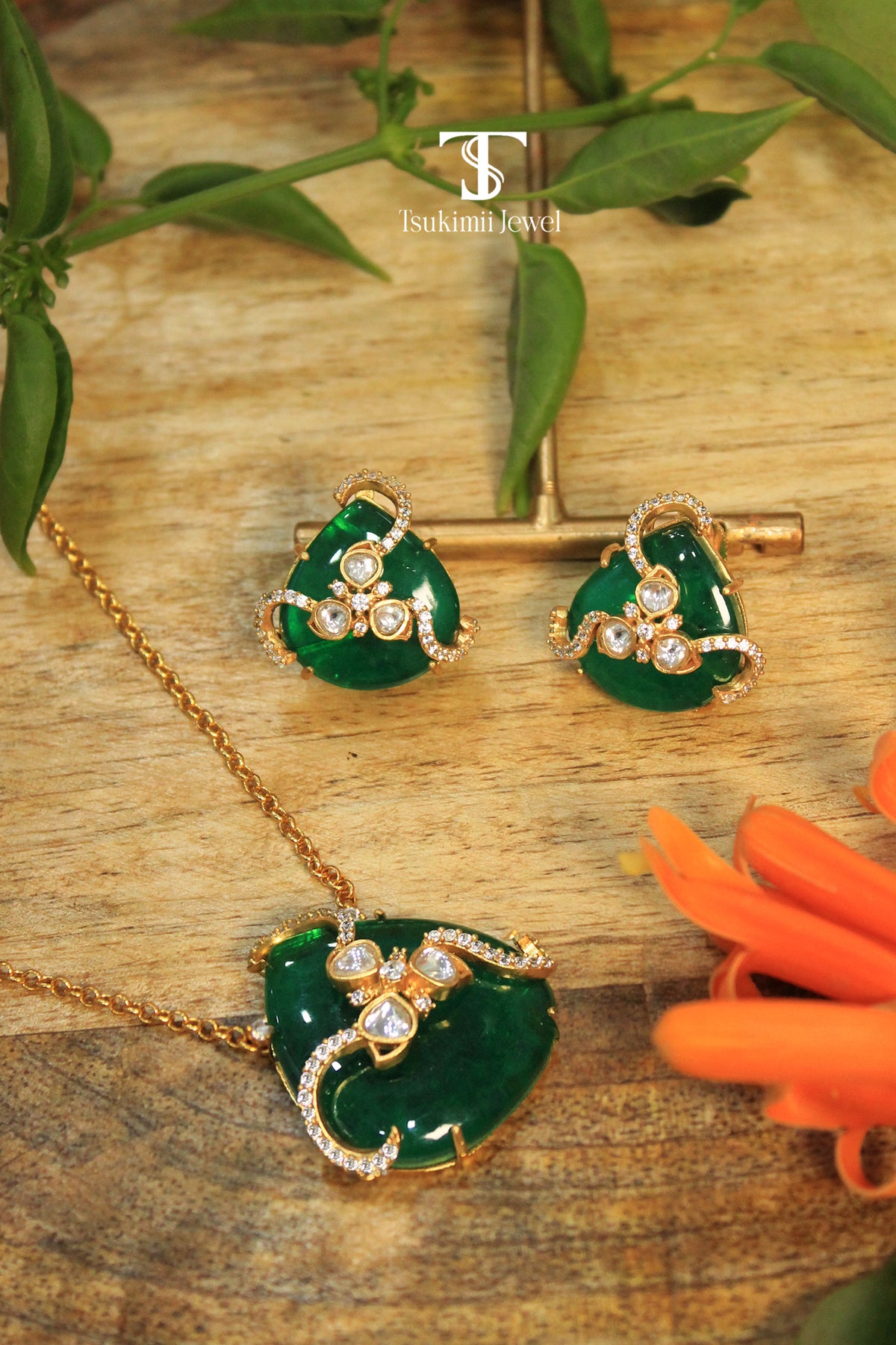 Pallav Jadau Pendant Set