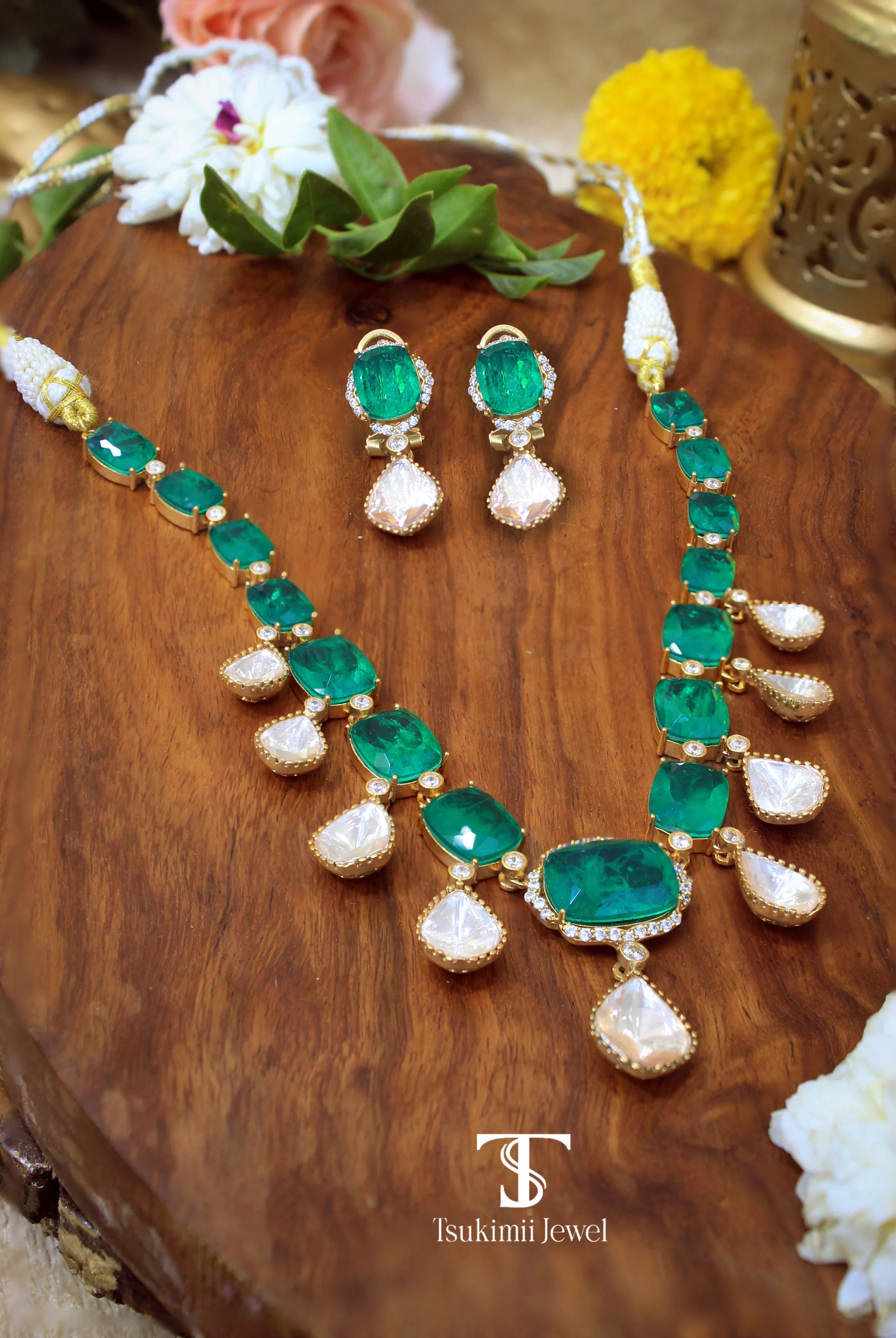 Polk Necklace Set for women