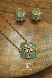 Indian polki locket set for women featuring handcrafted ethnic detailing