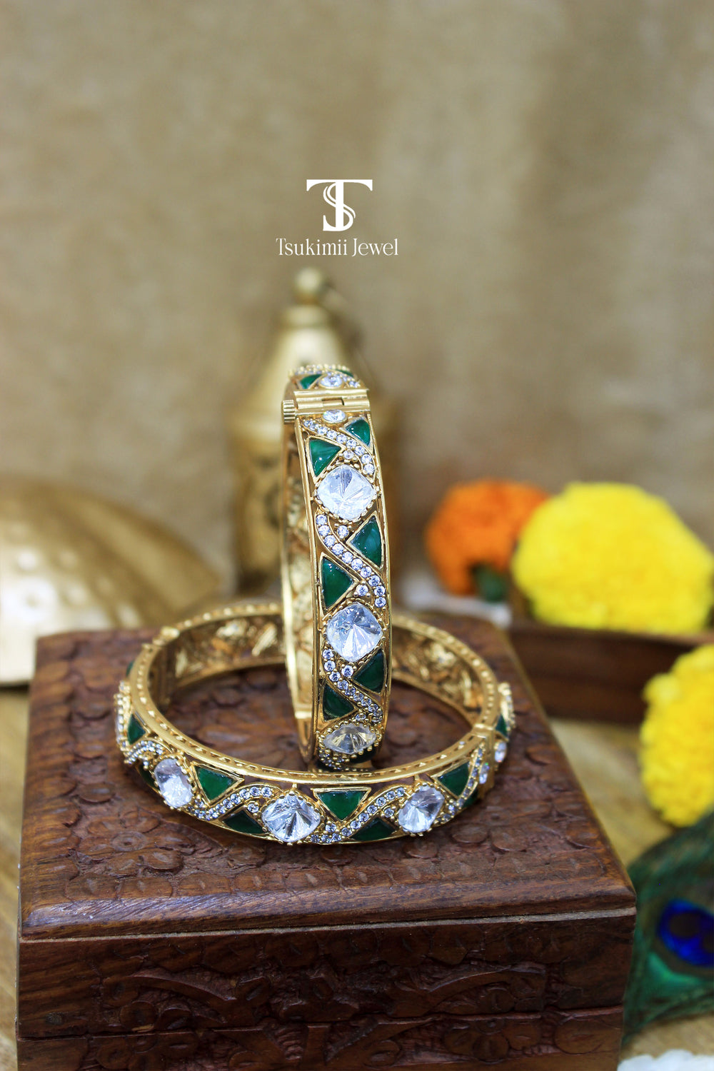 Zaria Emerald Bangles