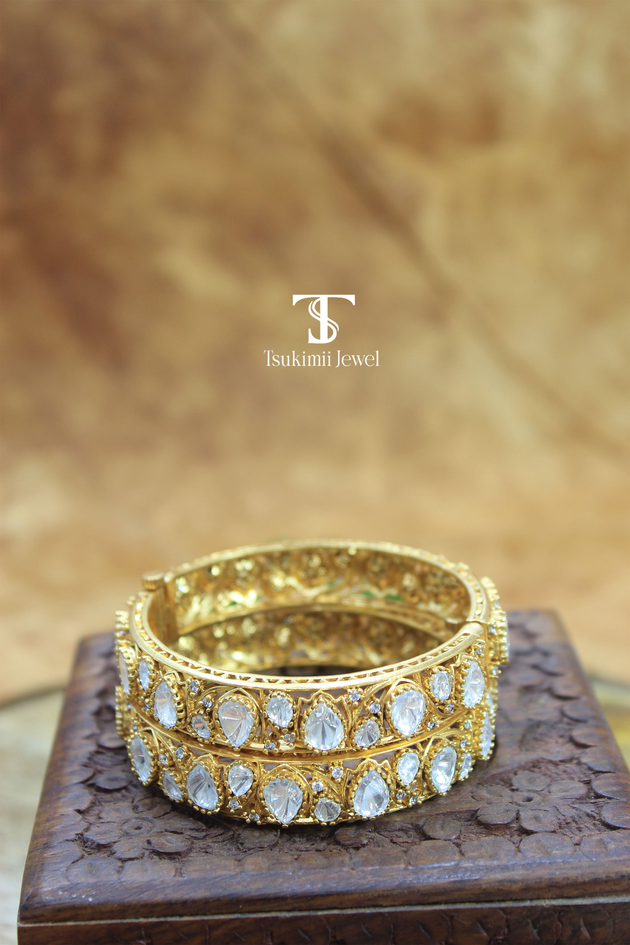 Zeenat Polki Bangles