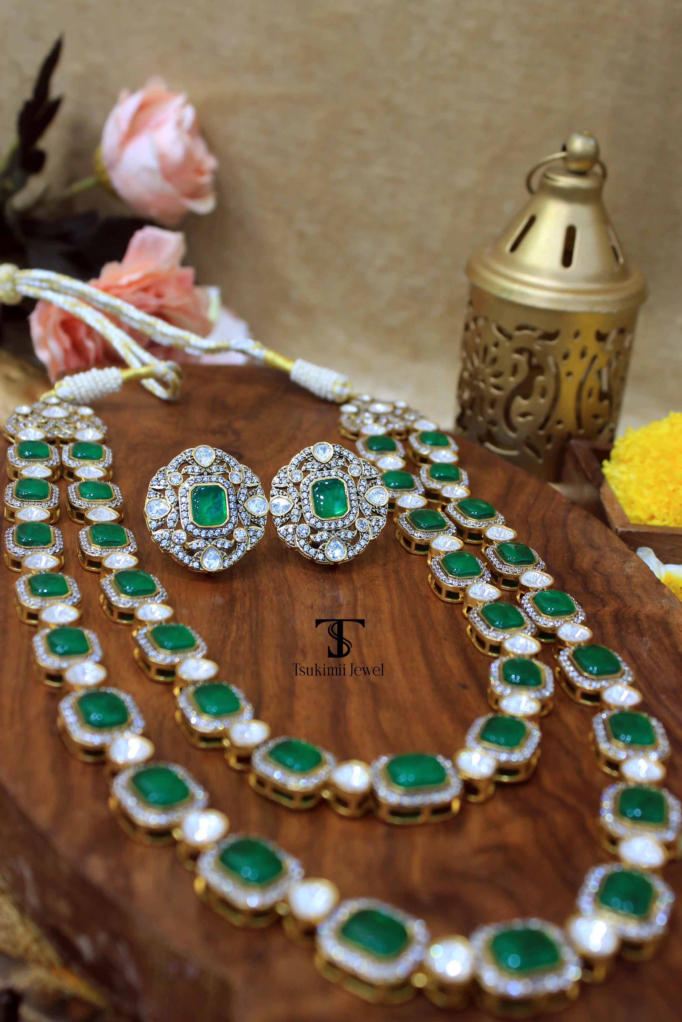 Noora Polki Necklace Set