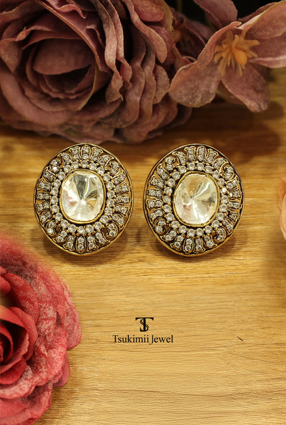 Handcrafted polki pendant jewellery set for women