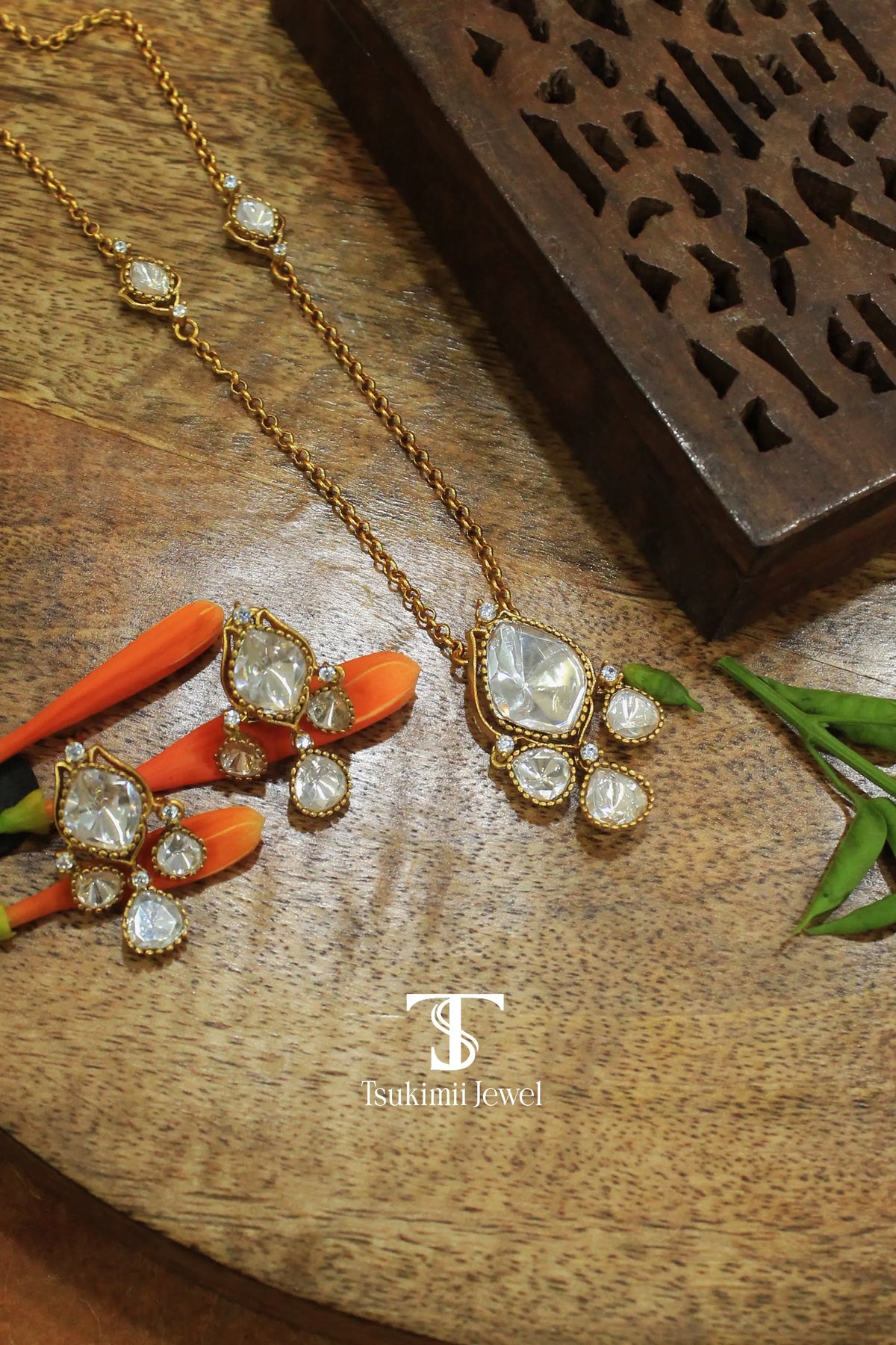 Samaira mossanite polki locket set with gold plated finish