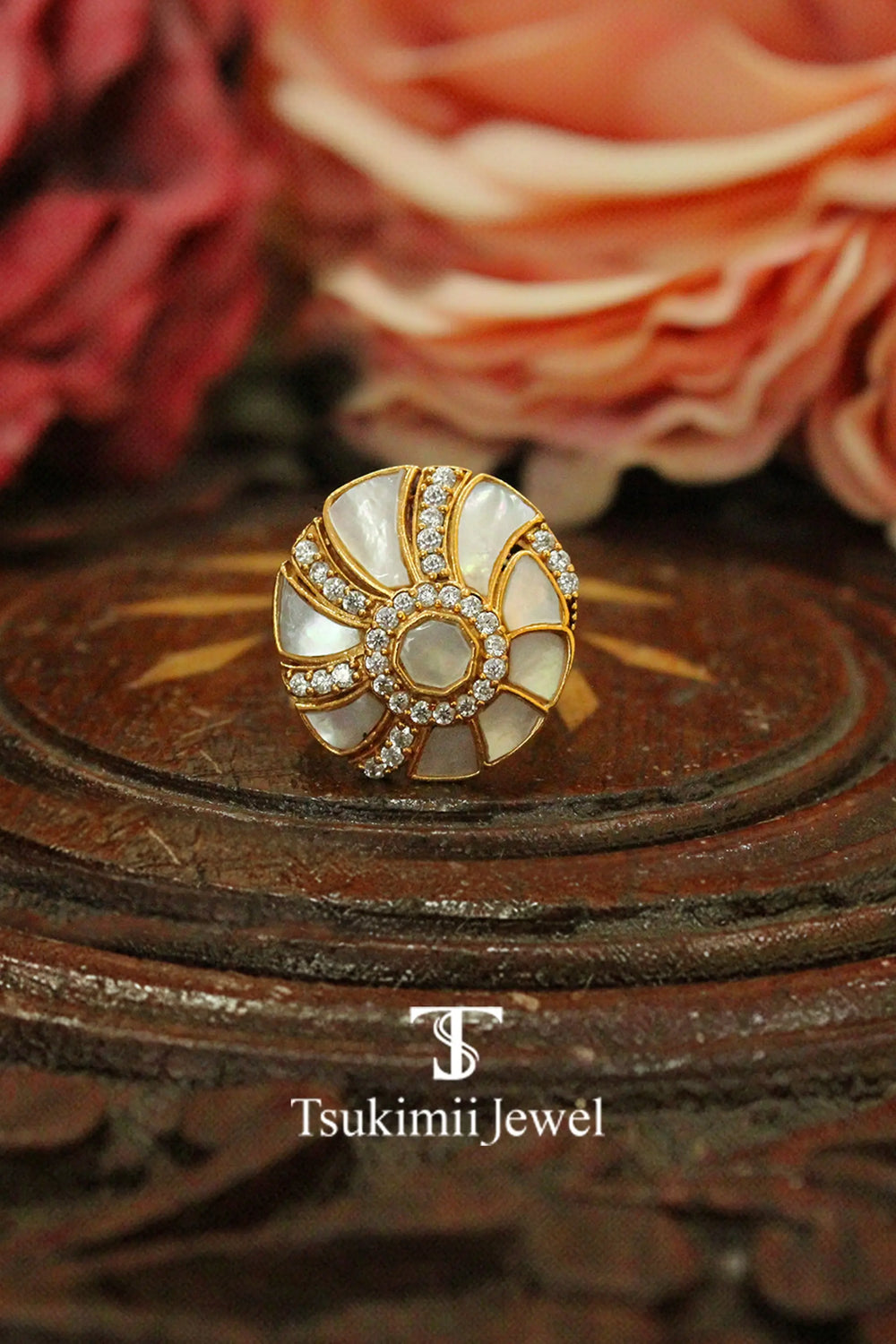 Classic ethnic ring reflecting timeless Indian artistry